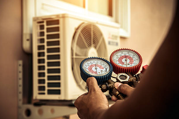 Professional Hvac technician working in Woodcliff Lake, NJ